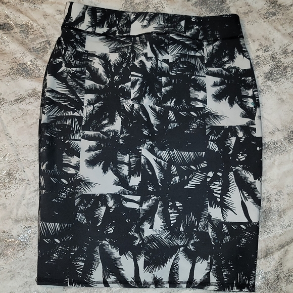 Fabletics Cora Palm Tree Skirt - Picture 7 of 9